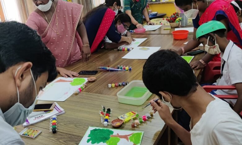 ‘Taare Zameen Par’ painting competition held for differently-abled and physically challenged